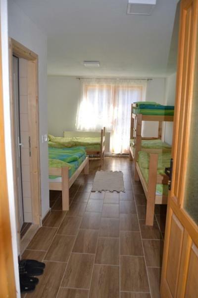 Bed and Breakfast Domacinstvo Kod Gere Crni Vrh Exterior foto